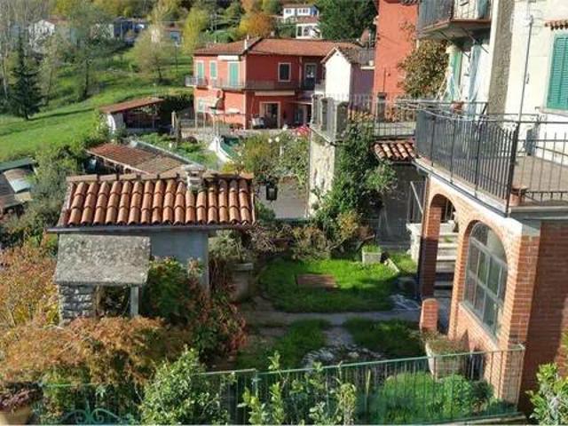 Appartamento in vendita a Camporgiano LU