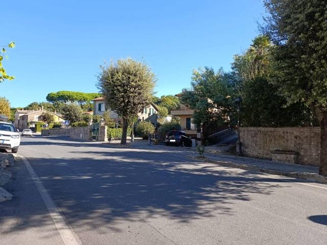 Appartamento in vendita a Canale Monterano RM