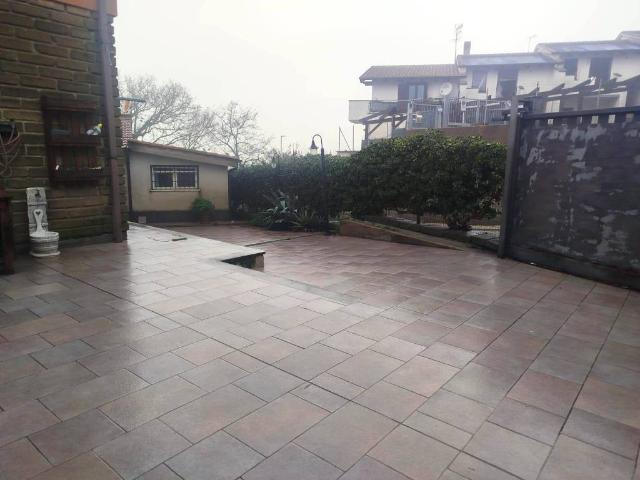 Appartamento in vendita a Canale Monterano RM