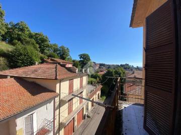 Appartamento in vendita a Canepina VT