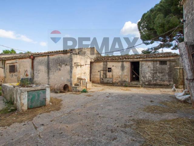 Appartamento in vendita a Canicattini Bagni SR