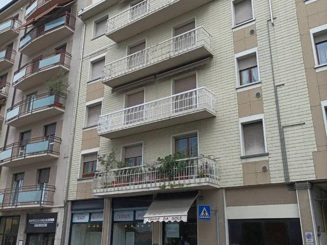 Appartamento in vendita a Cantù CO