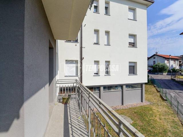 Appartamento in vendita a Cantù CO
