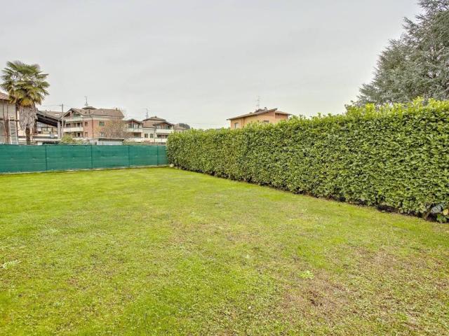 Appartamento in vendita a Cantello VA