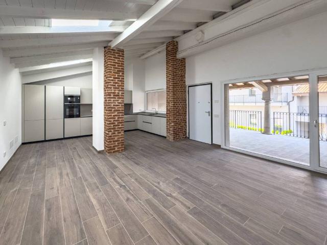 Appartamento in vendita a Cantello VA