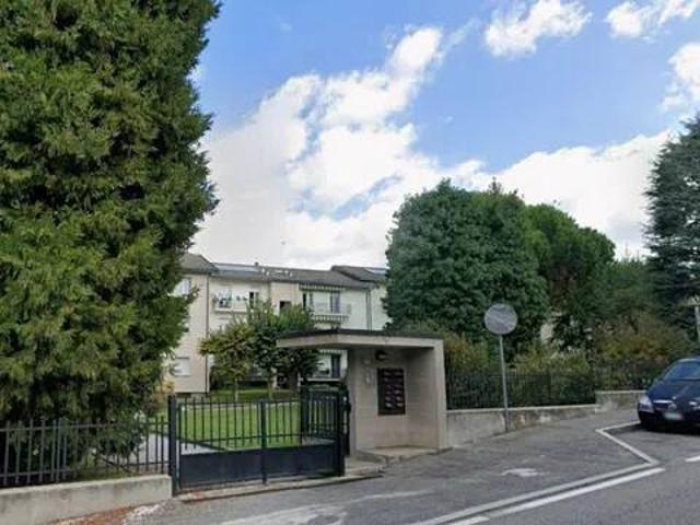 Appartamento in vendita a Casnate con Bernate CO
