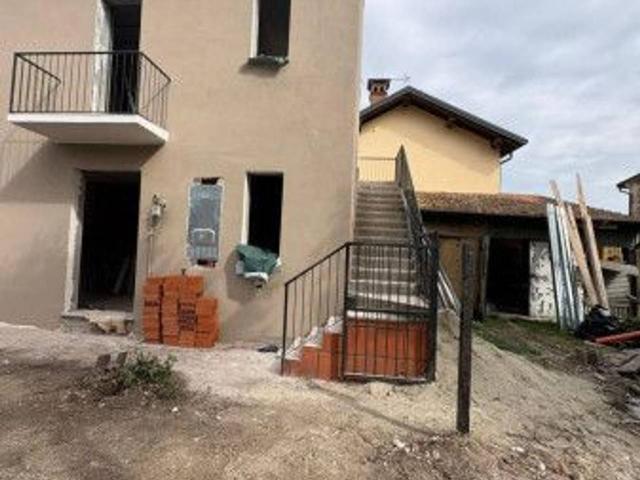 Appartamento in vendita a Casorate Primo