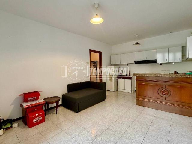 Appartamento in vendita a Casatenovo LC
