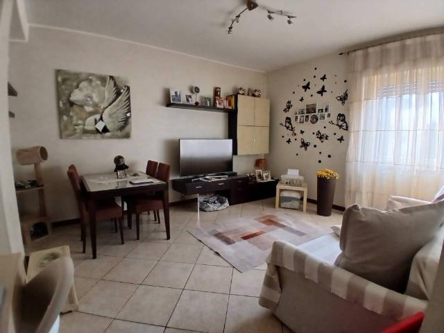Appartamento in vendita a Casatenovo LC