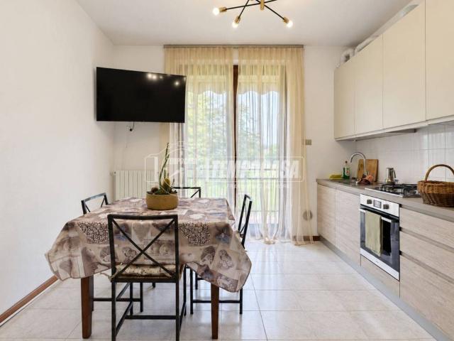 Appartamento in vendita a Casatenovo LC