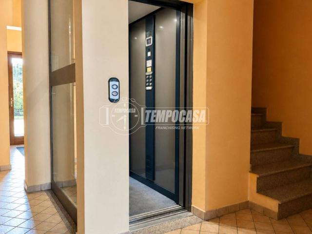 Appartamento in vendita a Casatenovo LC