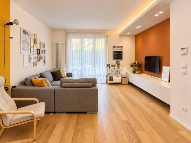 Appartamento in vendita a Casatenovo LC