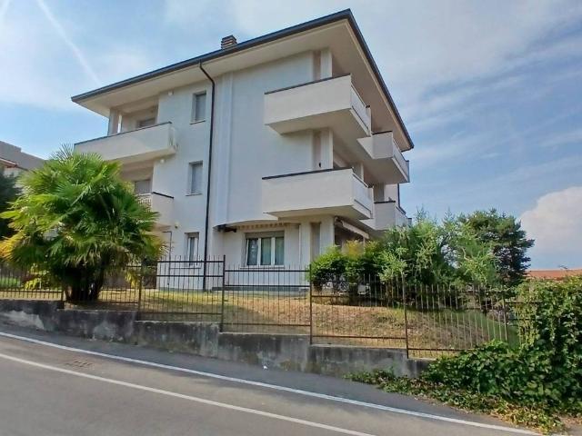 Appartamento in vendita a Casatenovo LC