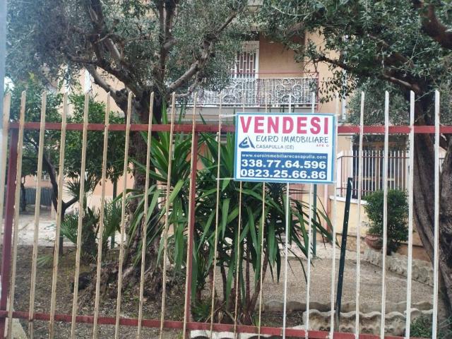 Appartamento in vendita a Casagiove CE