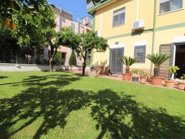 Appartamento in vendita a Casagiove CE
