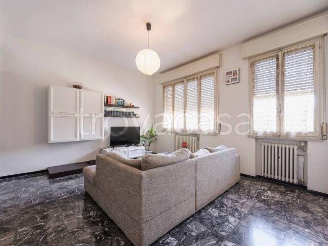 Appartamento in vendita a Casalgrande piazza Giacomo Matteotti
