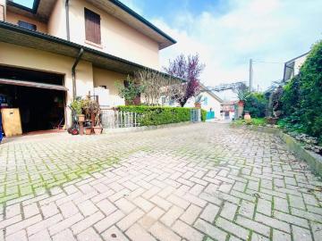 Villetta a schiera in vendita a Casalgrande RE