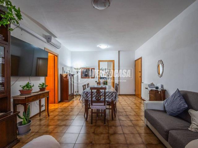 Appartamento in vendita a Casalgrande RE