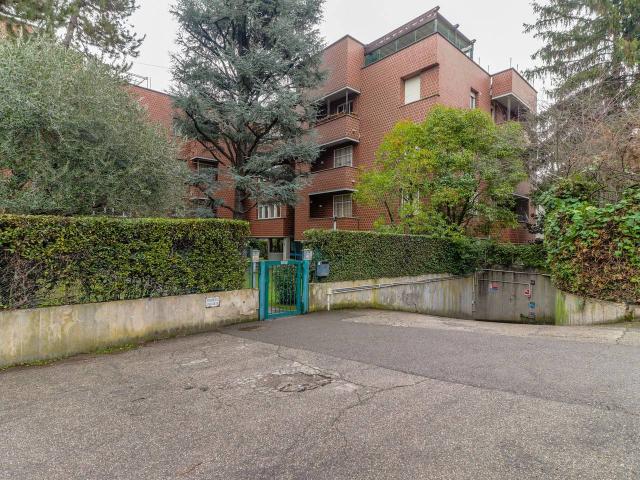 Appartamento in vendita a Casalecchio Di Reno