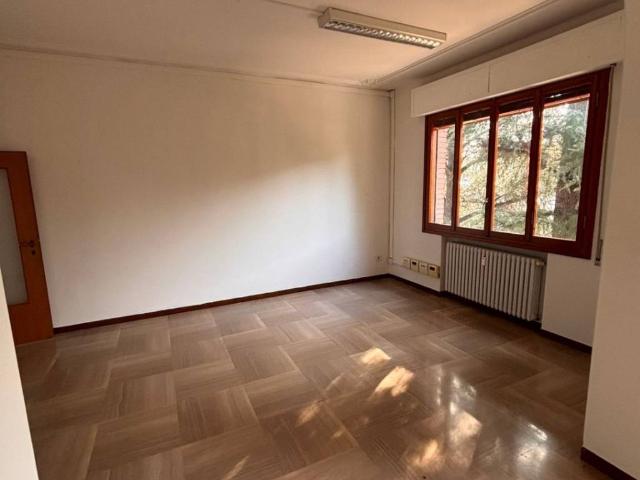 Appartamento in vendita a Casalecchio di Reno BO