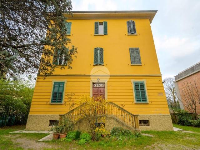 Appartamento in vendita a Casalecchio di Reno BO