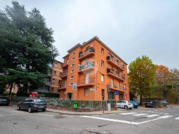 Appartamento in vendita a Casalecchio di Reno BO