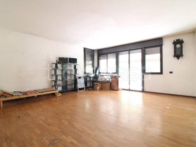 Appartamento in vendita a Casalecchio di Reno via Enrico Fermi, 19