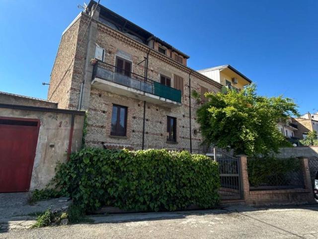 Appartamento in vendita a Casali del Manco CS