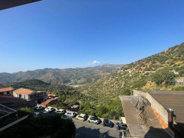 Appartamento in vendita a Casalvecchio Siculo ME