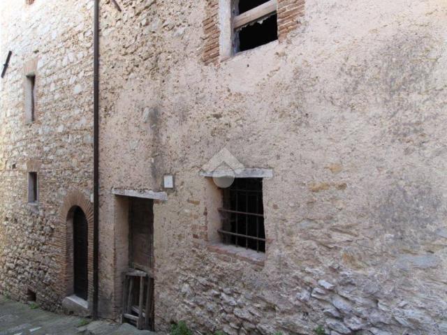 Appartamento in vendita a Casaprota RI