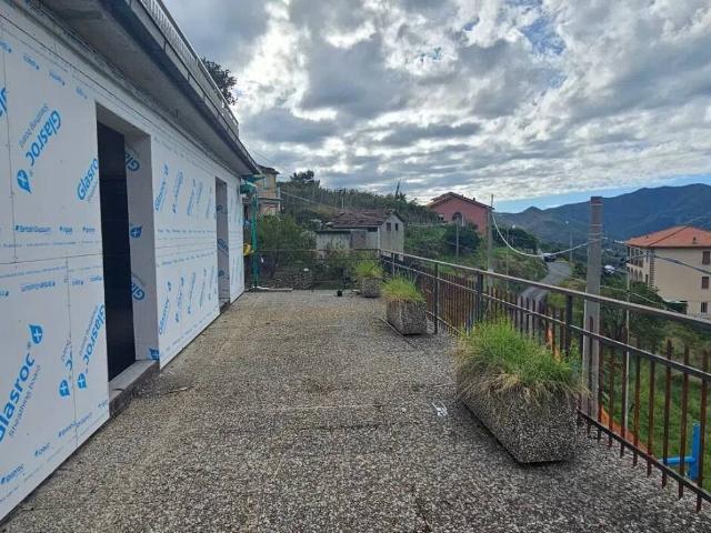 Appartamento in vendita a Casarza Ligure GE