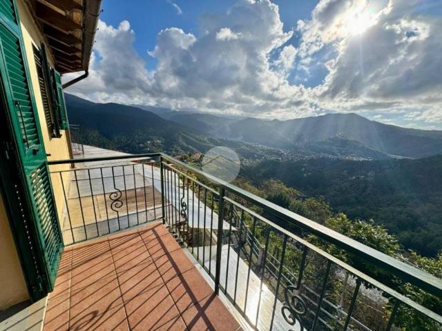 Appartamento in vendita a Casarza Ligure GE