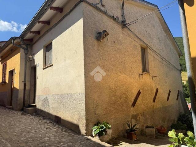 Appartamento in vendita a Cascia PG
