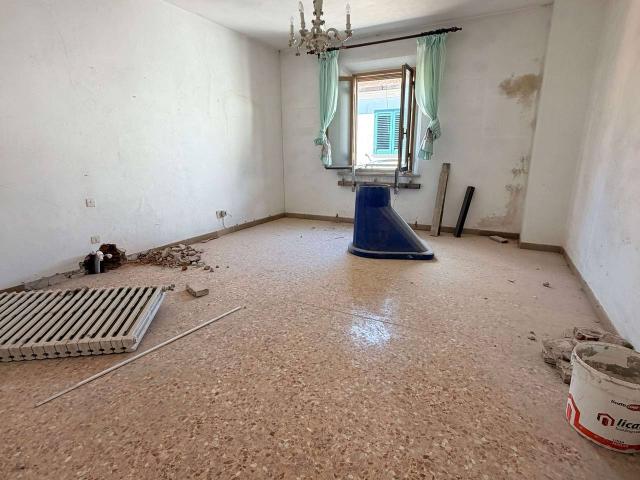 Appartamento in vendita a Cascina