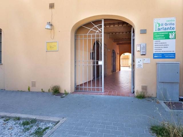 Appartamento in vendita a Cascina
