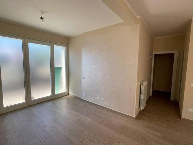 Appartamento in vendita a Cascina