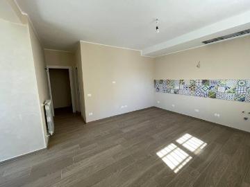 Appartamento in vendita a Cascina