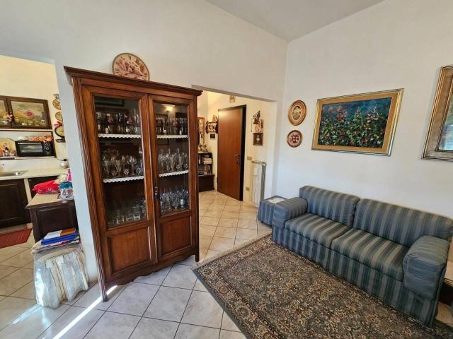 Appartamento in vendita a Cascina