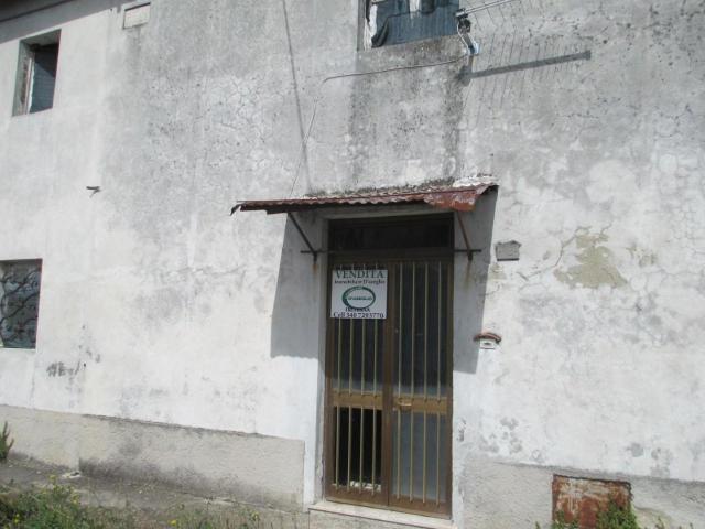 Appartamento in vendita a Cascina