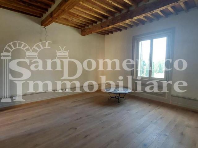 Appartamento in vendita a Cascina