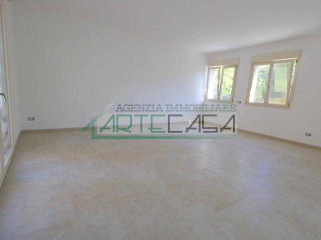 Appartamento in vendita a Cascina