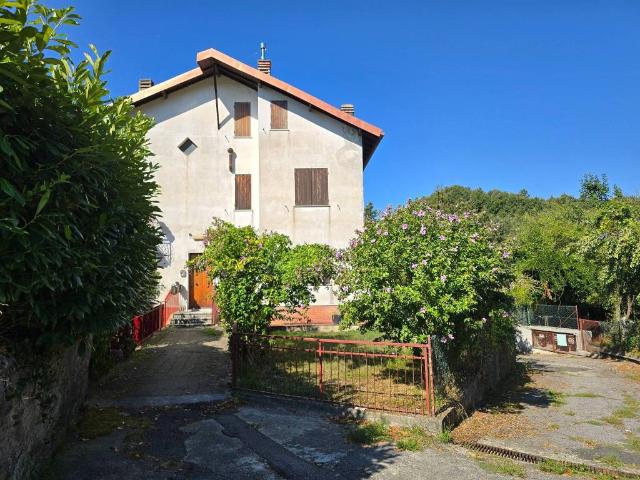 Appartamento in vendita a Casella GE