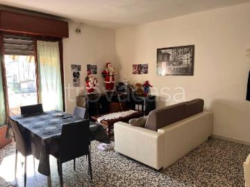 Appartamento in vendita a Caselle Landi via Adua