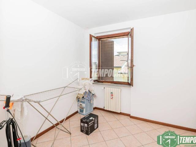 Appartamento in vendita a Caselle Lurani LO
