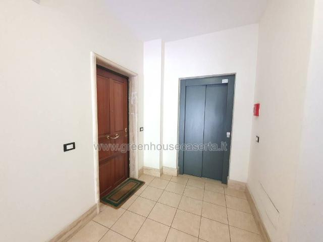 Appartamento in vendita a Caserta CE