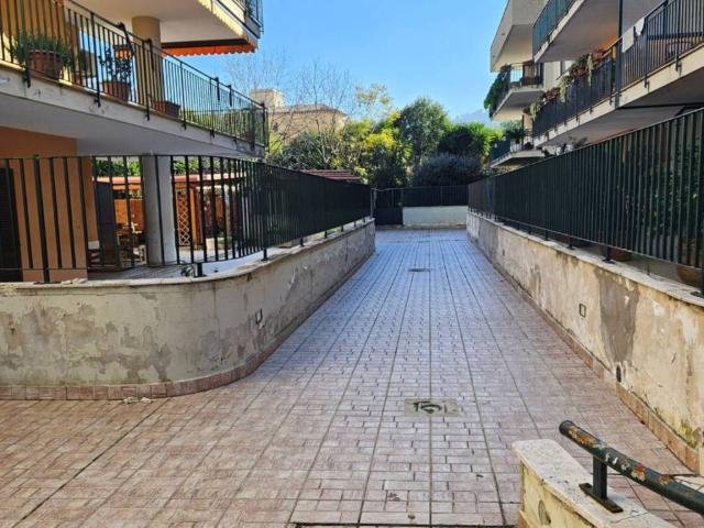 Appartamento in vendita a Caserta CE