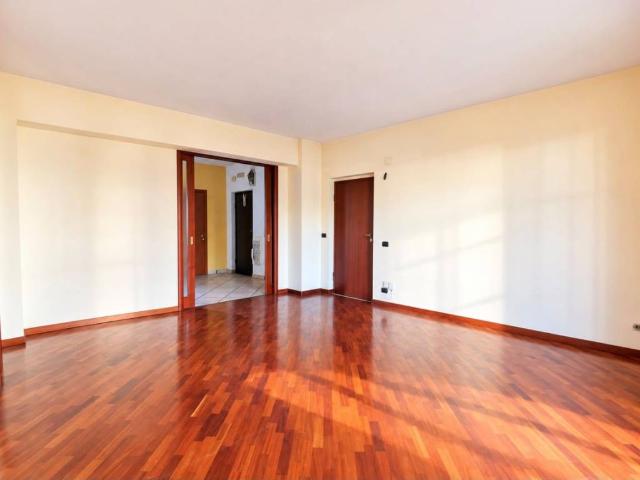 Appartamento in vendita a Caserta CE