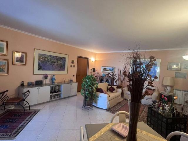 Appartamento in vendita a Caserta CE