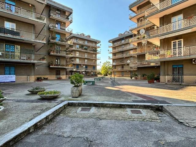 Appartamento in vendita a Caserta CE