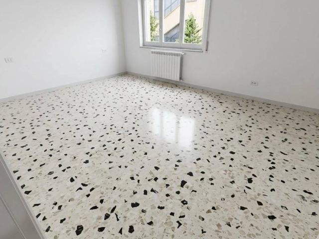 Appartamento in vendita a Caserta CE